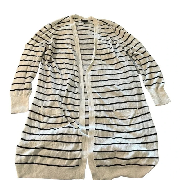 Halogen 1P (small) cream and black striped knit cardigan - Picture 1 of 5